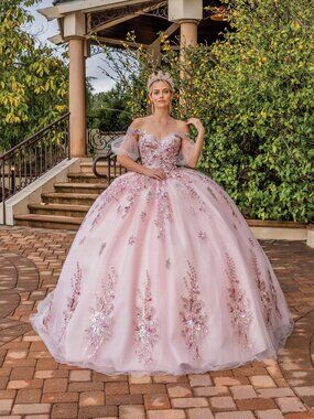 NEW BLUSH Evening Gown Floor Length Formal Elegant Stunning 1821
